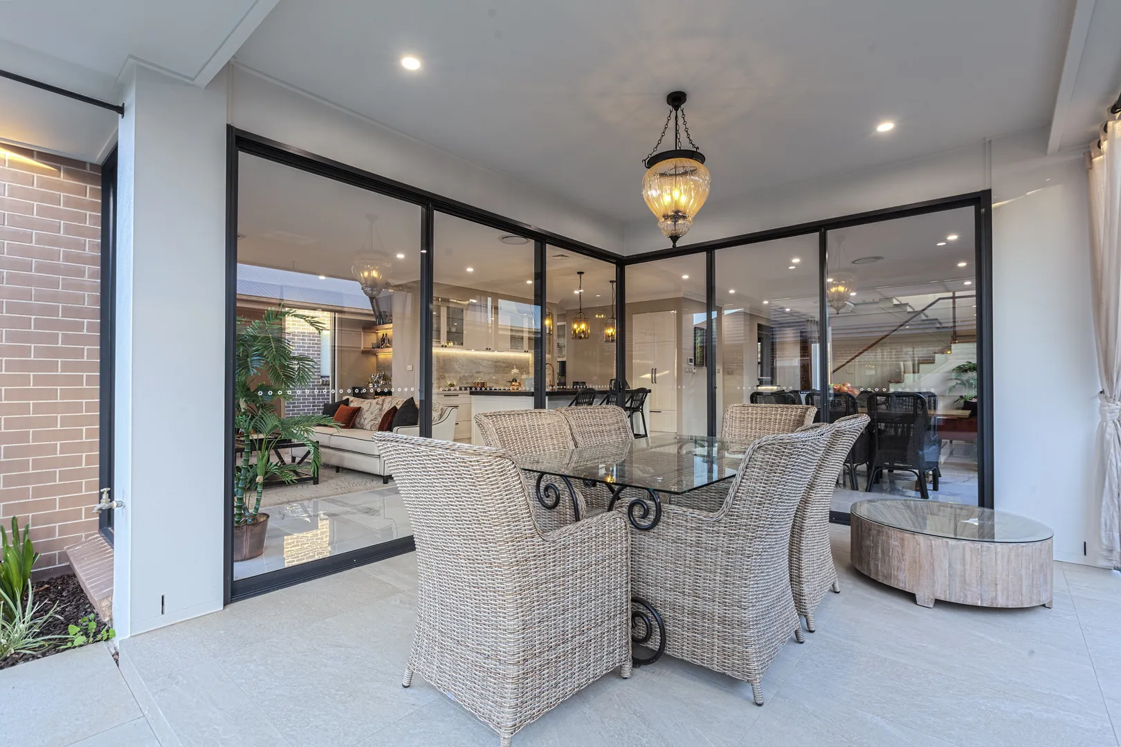 4BR + 2 LIVING SPACES IN GABLES - View 3