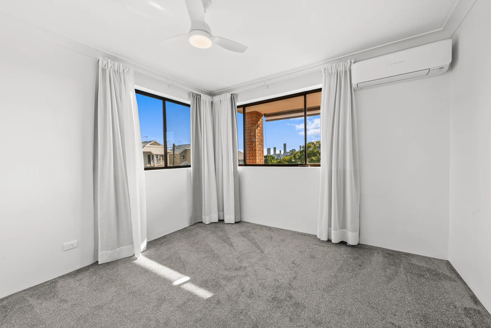 Additional image 7 of 4/75 Miles Street, Hawthorne QLD 4171