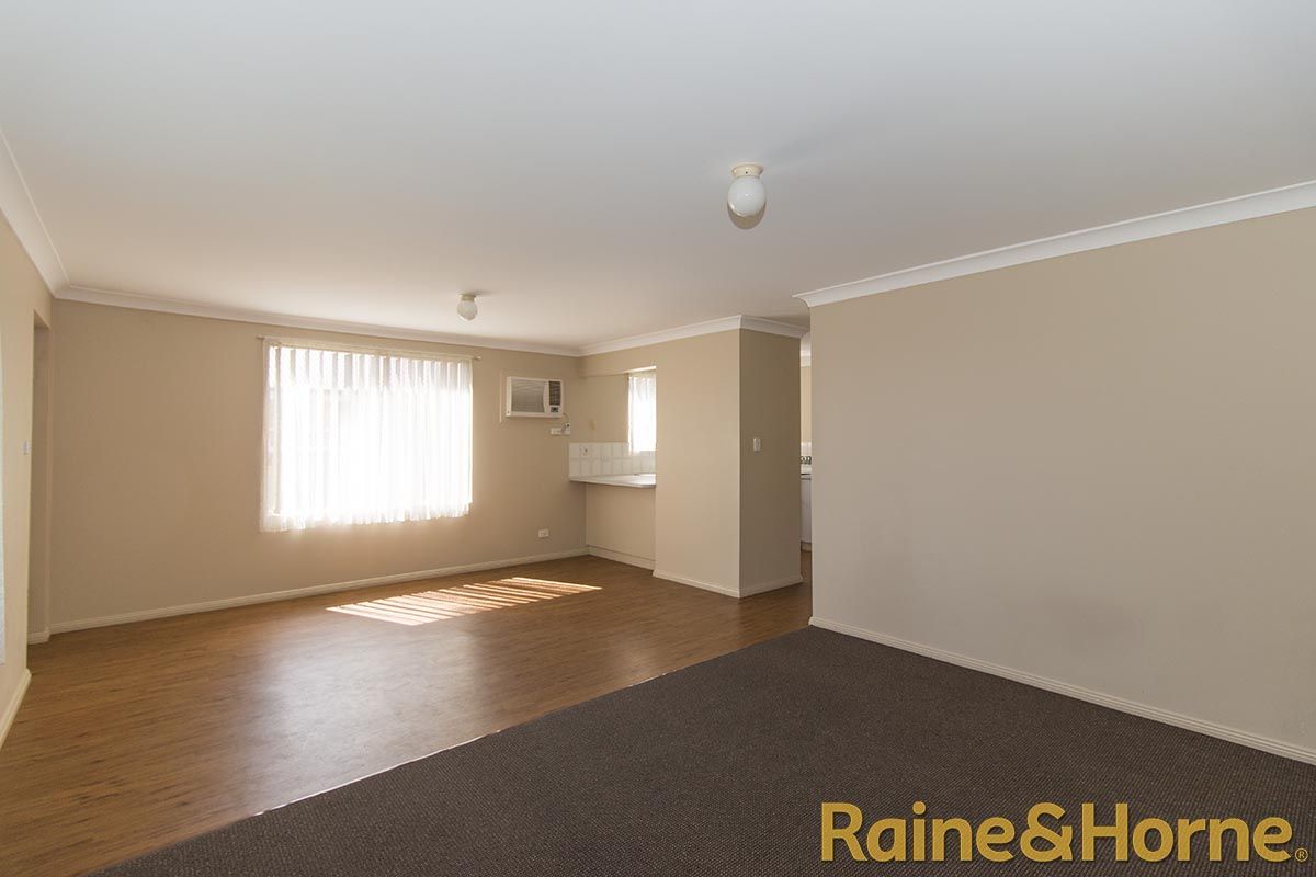 2/12 Marsden Street, Dubbo NSW 2830 Apartment For Rent 340 Domain