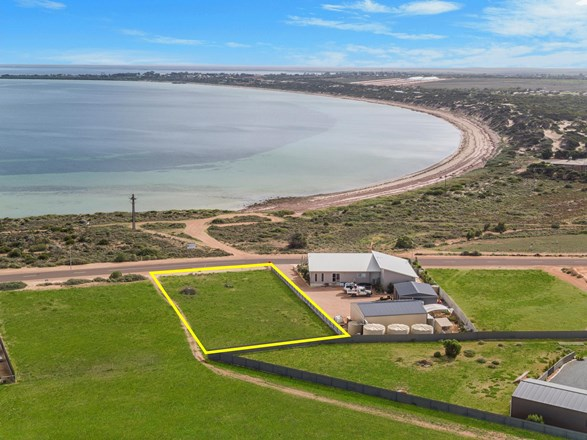 45 Bosanquet Boulevard, Ceduna Waters SA 5690