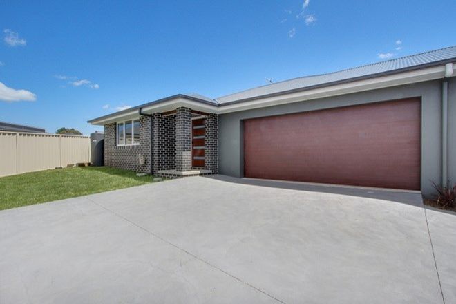 Picture of 2/5 Lucas Close, GOULBURN NSW 2580