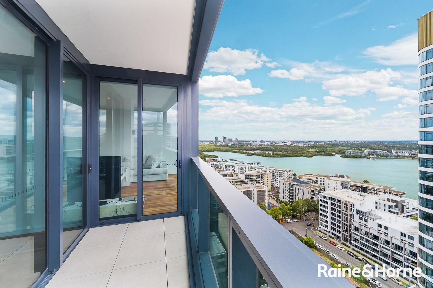 2 bedrooms Apartment / Unit / Flat in 1802/8 Walker Street RHODES NSW, 2138