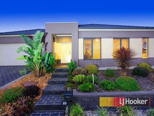 42 Montpelier Drive, Berwick VIC 3806