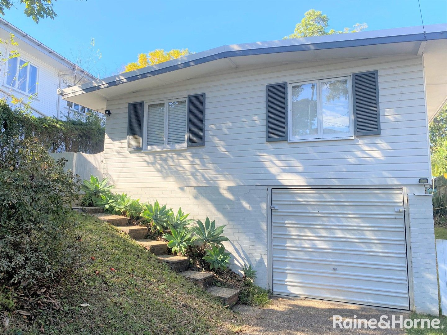 18 Eleventh Avenue, St Lucia QLD 4067 House For Rent 675 Domain