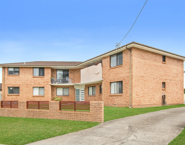 1/37 Roberts Avenue, Barrack Heights NSW 2528