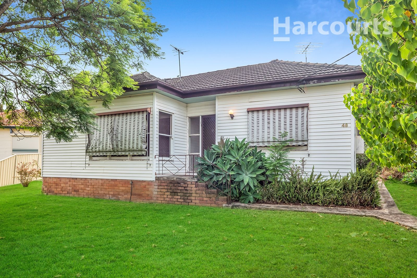 48 Grandview Drive, Campbelltown NSW 2560, Image 0