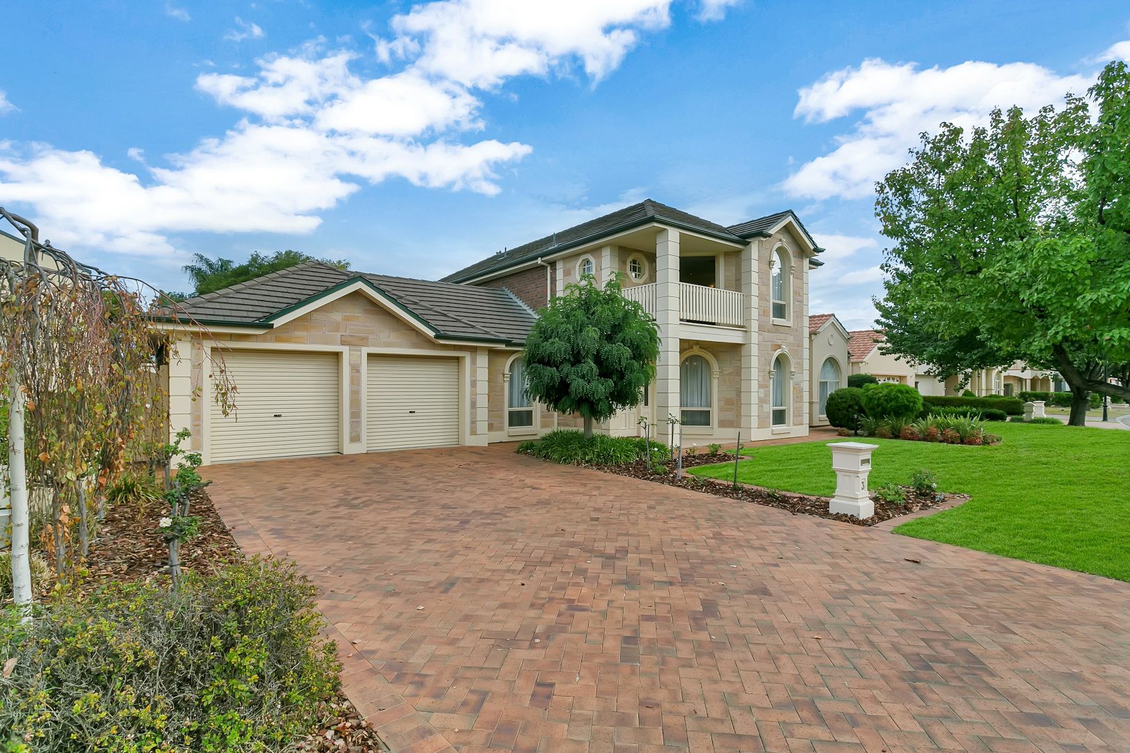 3 Stanford Avenue, Novar Garden Property History & Address Research