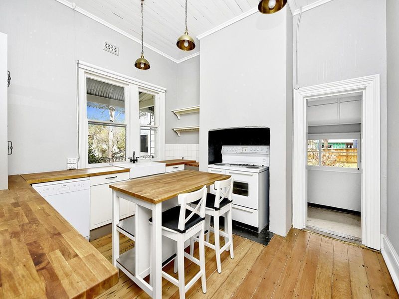 55 Argyle Street, Picton NSW 2571 House For Rent 750 Domain