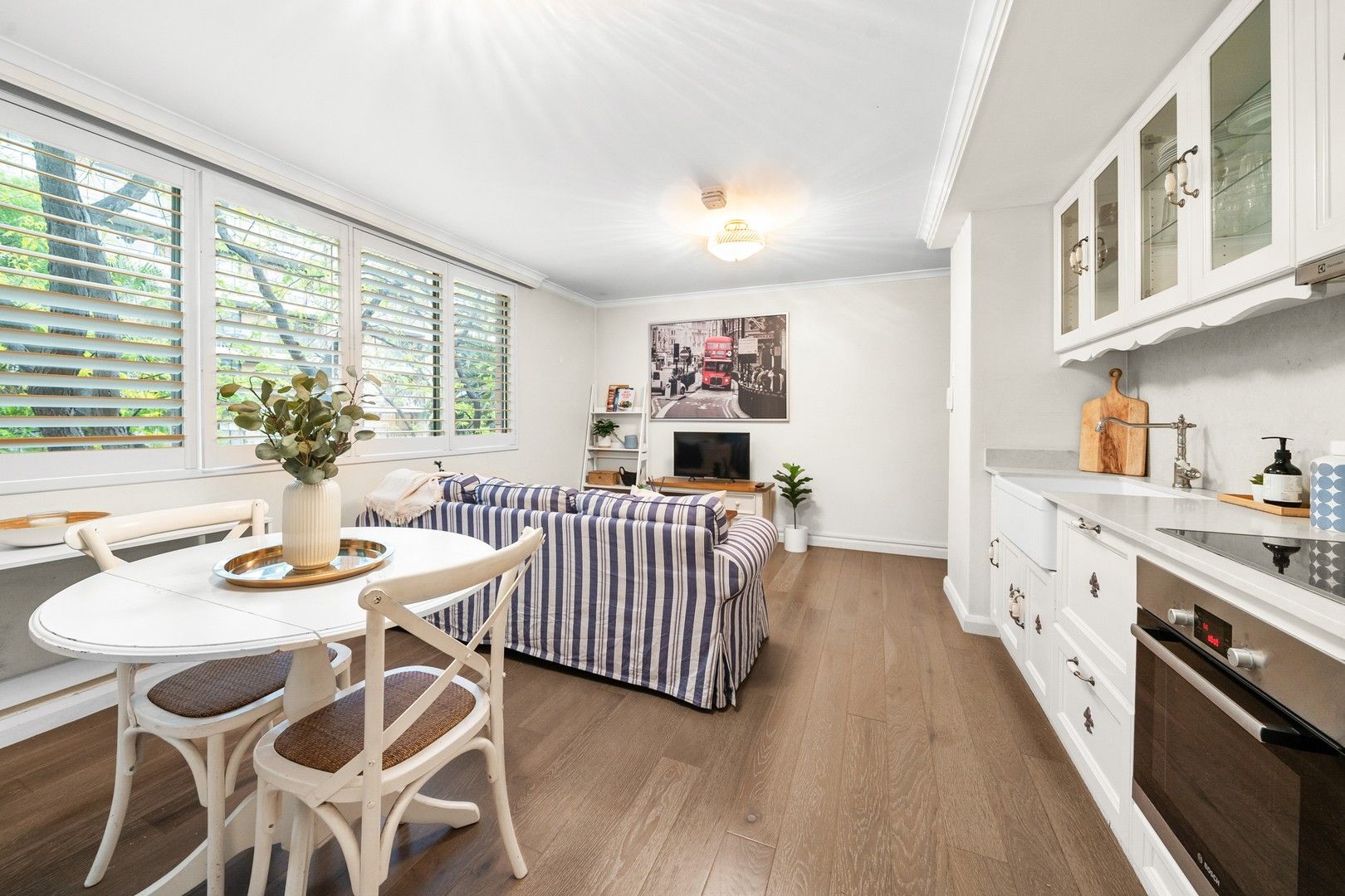 1 bedrooms Apartment / Unit / Flat in 6/12 Springfield Avenue POTTS POINT NSW, 2011