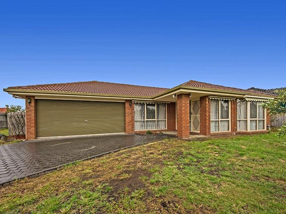 8 Rutherglen Way, Taylors Lakes VIC 3038