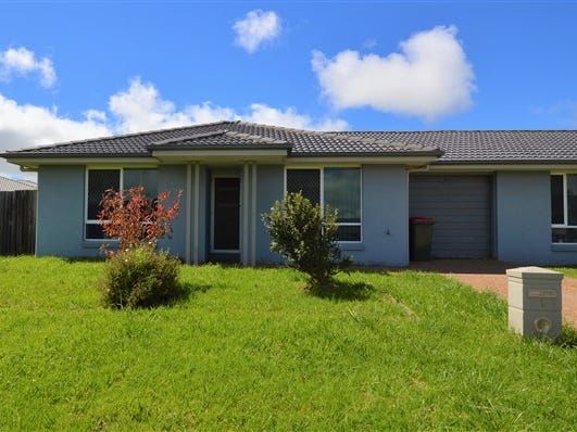 1/32 Claret Ash Drive, Guyra NSW 2365, Image 0