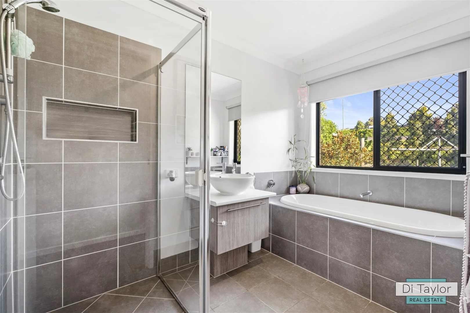 Additional image 15 of 260-264 Bamboo Drive, Woodhill QLD 4285