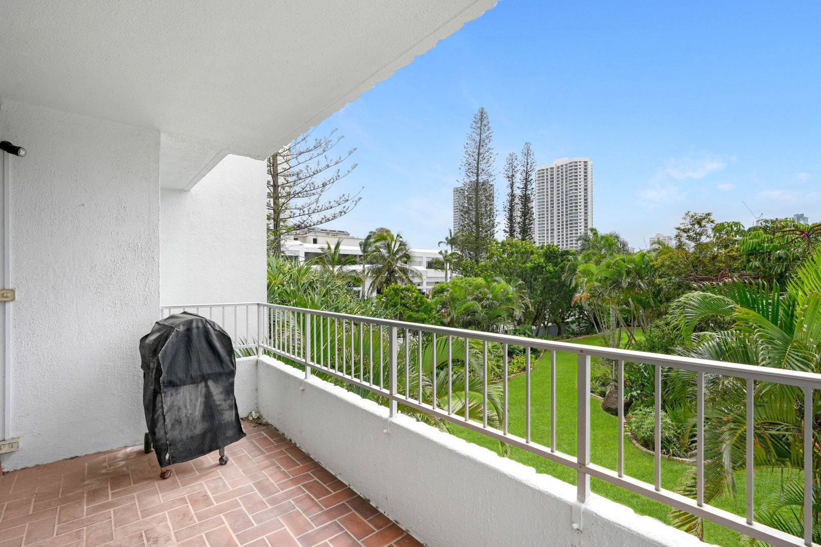 301/3422 Surfers Paradise Boulevard, Surfers Paradise QLD 4217, Image 2