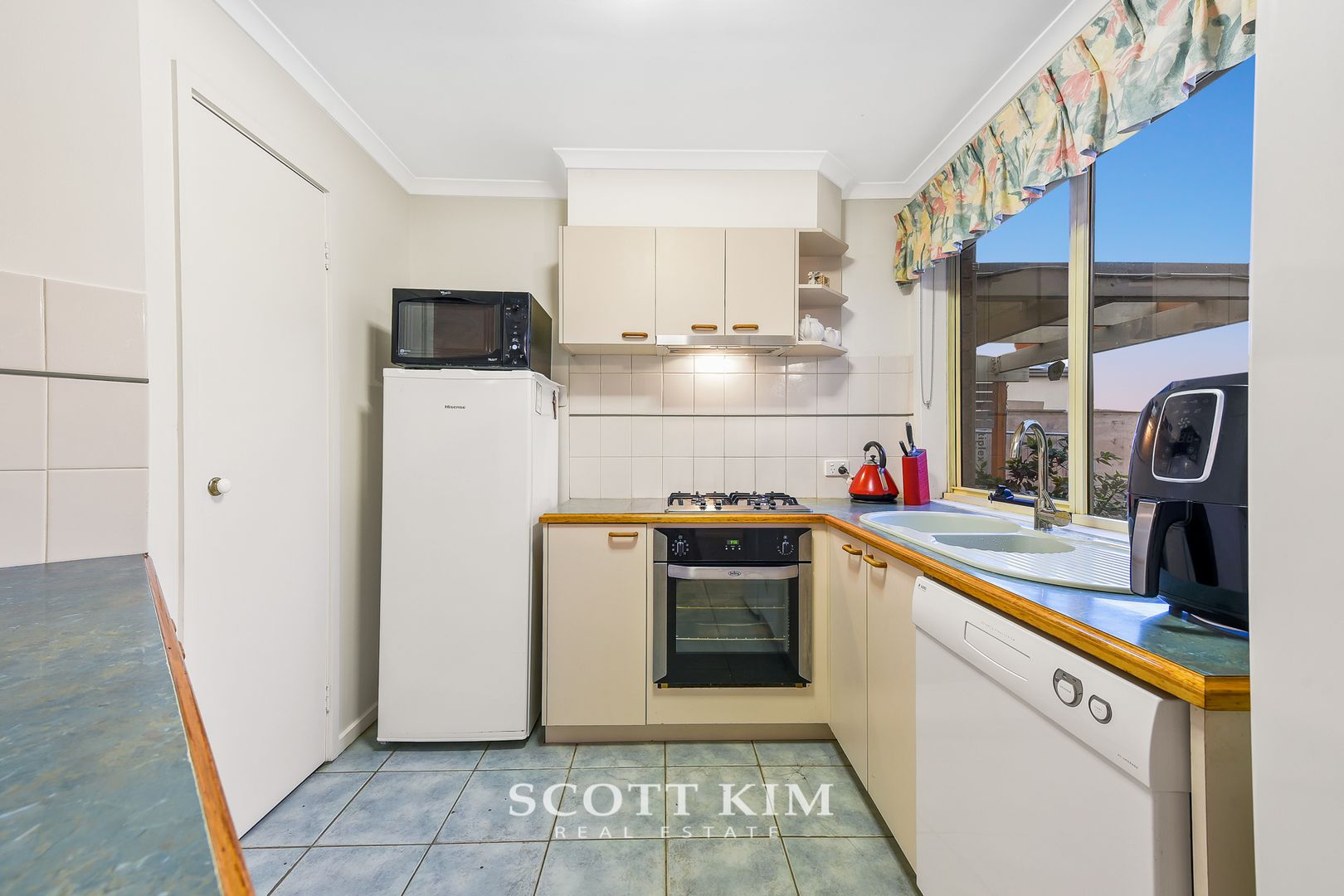 8 Alison Street, Mount Waverley VIC 3149, Image 1