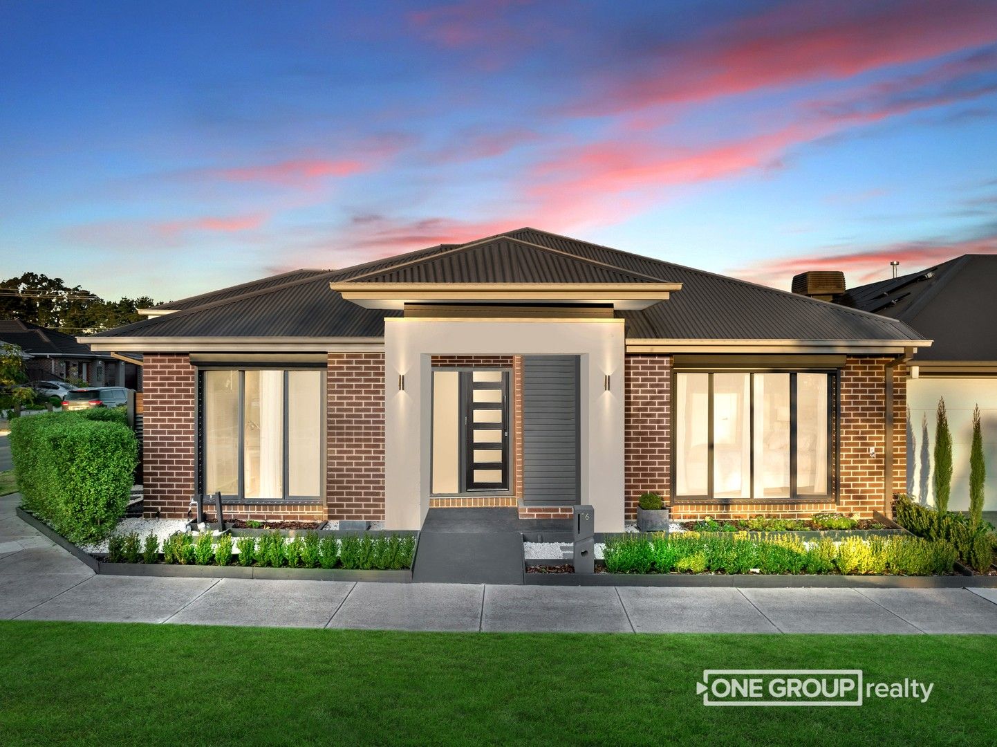 3 bedrooms House in 16 Meadowcroft Road WOLLERT VIC, 3750