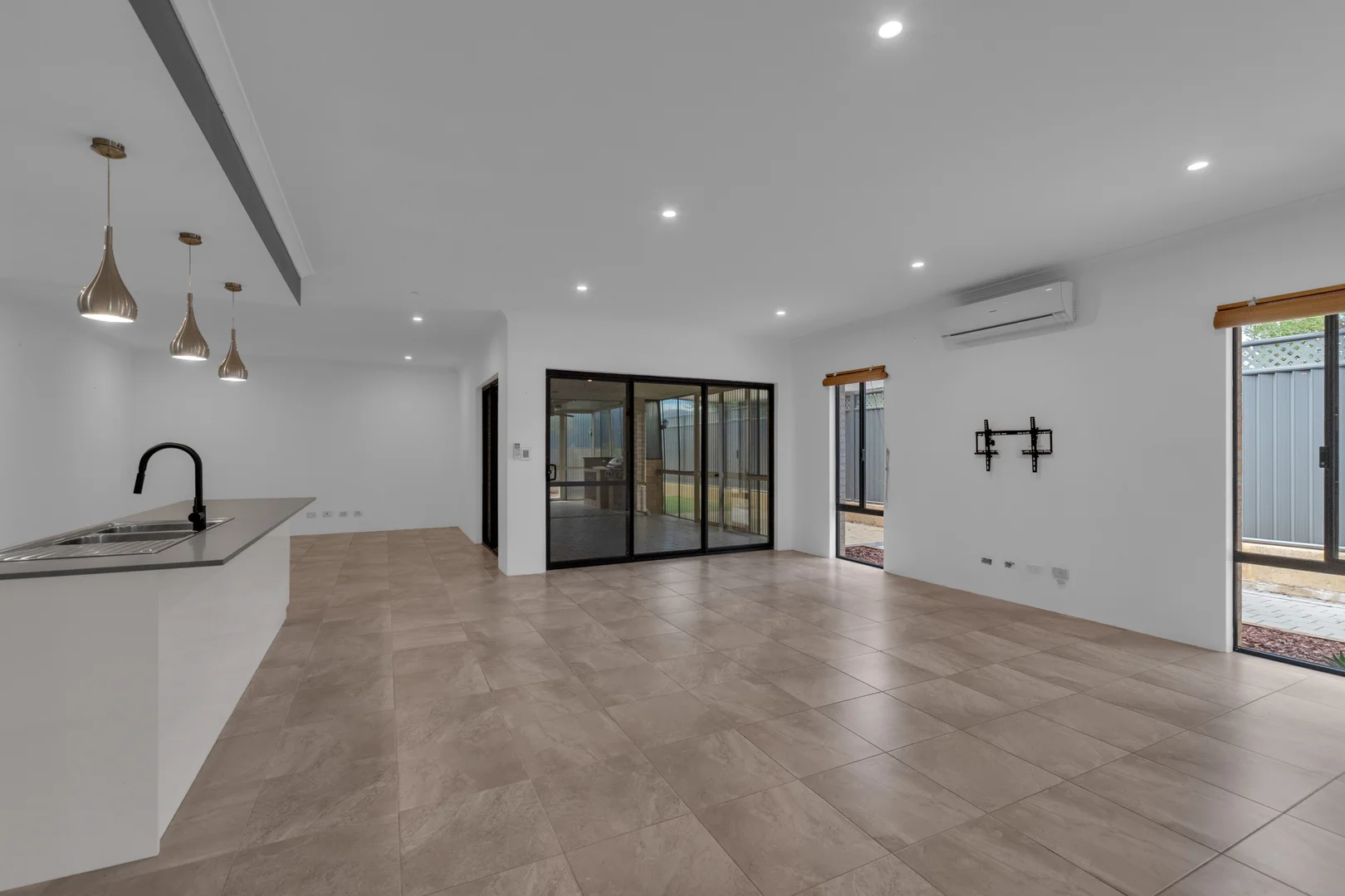 Additional image 4 of 6 Venetain Way, Baldivis WA 6171