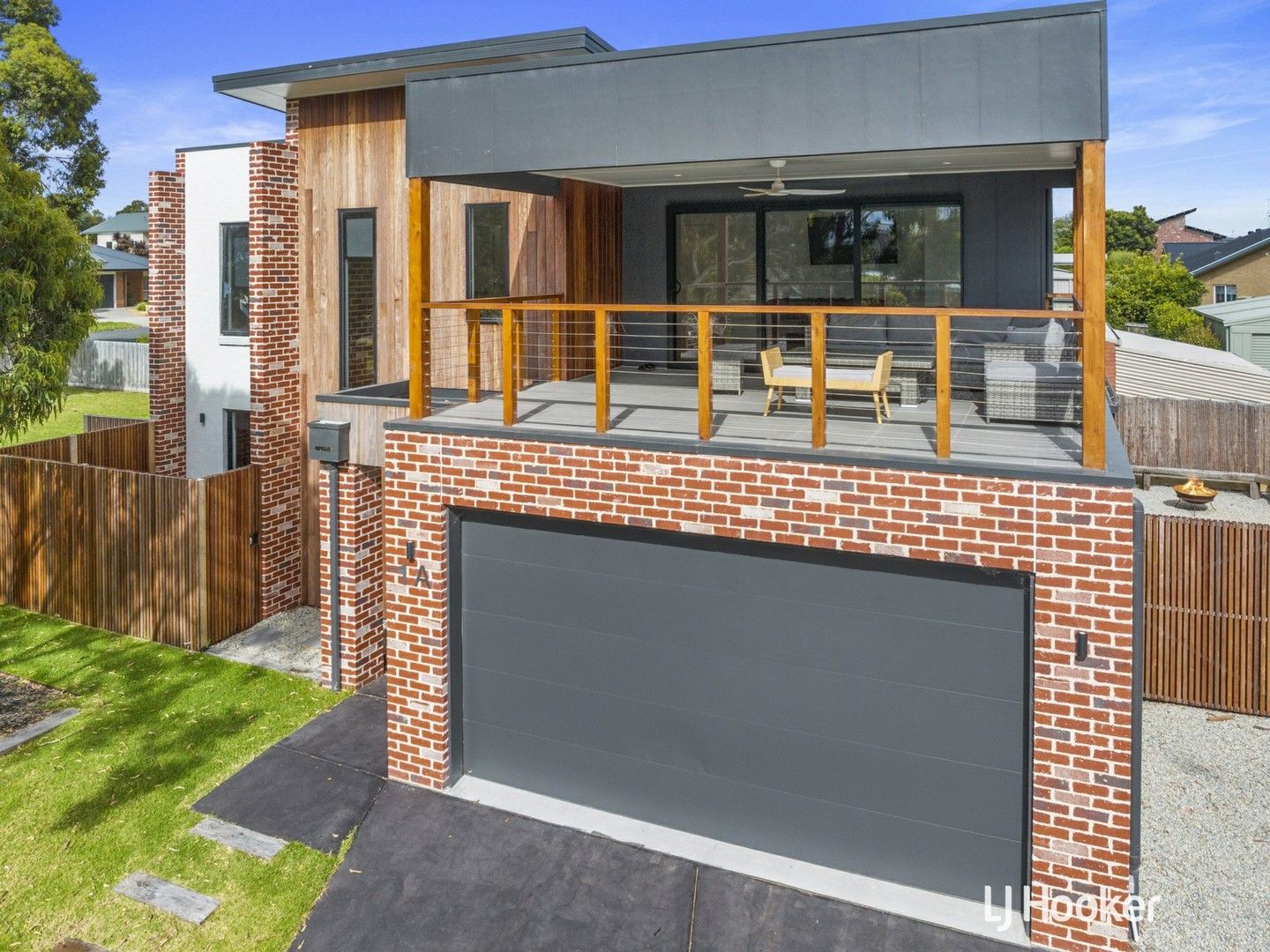 4 bedrooms House in 1a Woodland Heath Drive INVERLOCH VIC, 3996