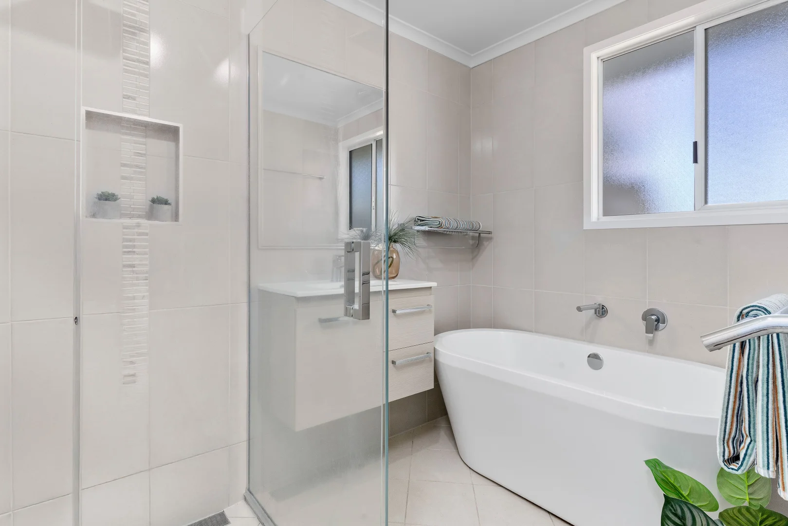 Additional image 14 of 3 Hartwig Street, The Range QLD 4700