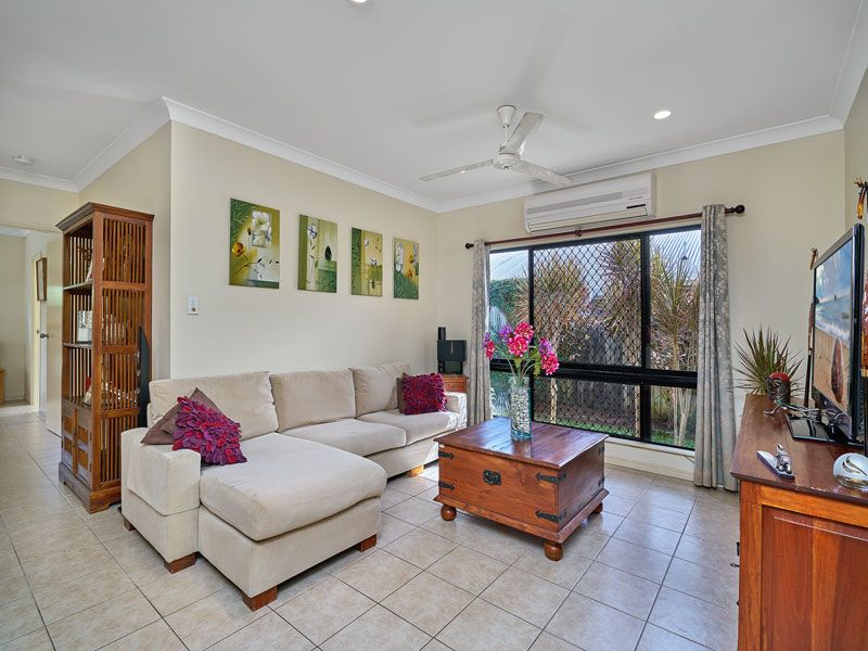 12 Cable Close, Kewarra Beach QLD 4879, Image 2