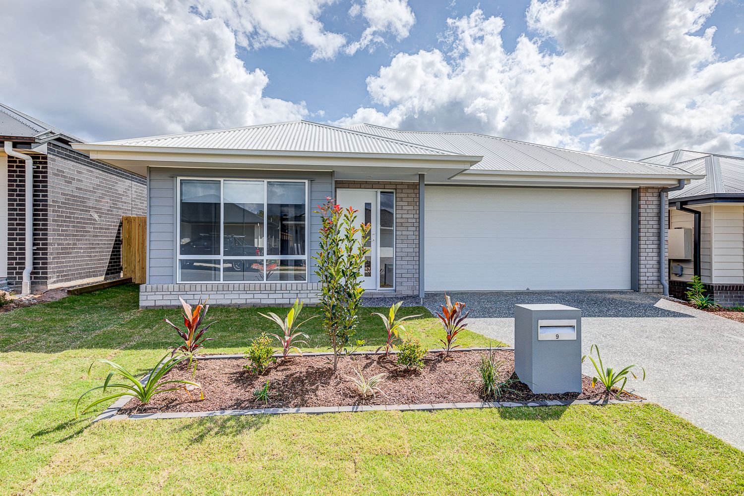 4 bedrooms House in 9 Herbert Street SOUTH MACLEAN QLD, 4280