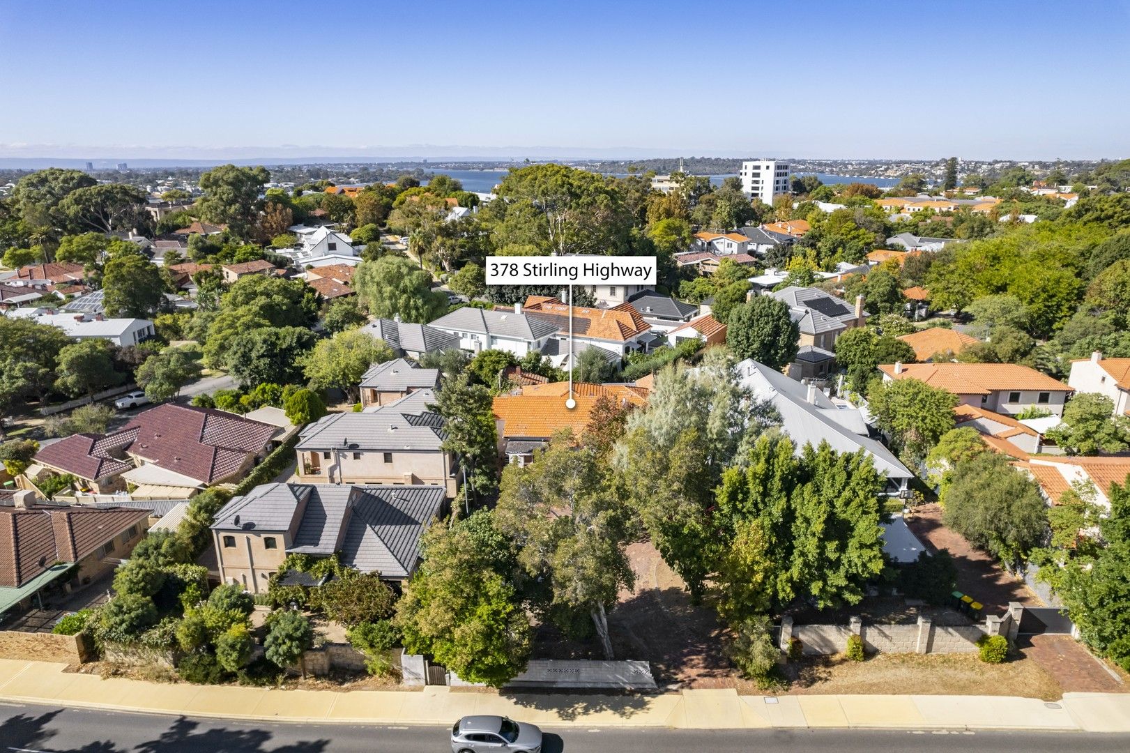 4 bedrooms House in 378 Stirling Highway CLAREMONT WA, 6010