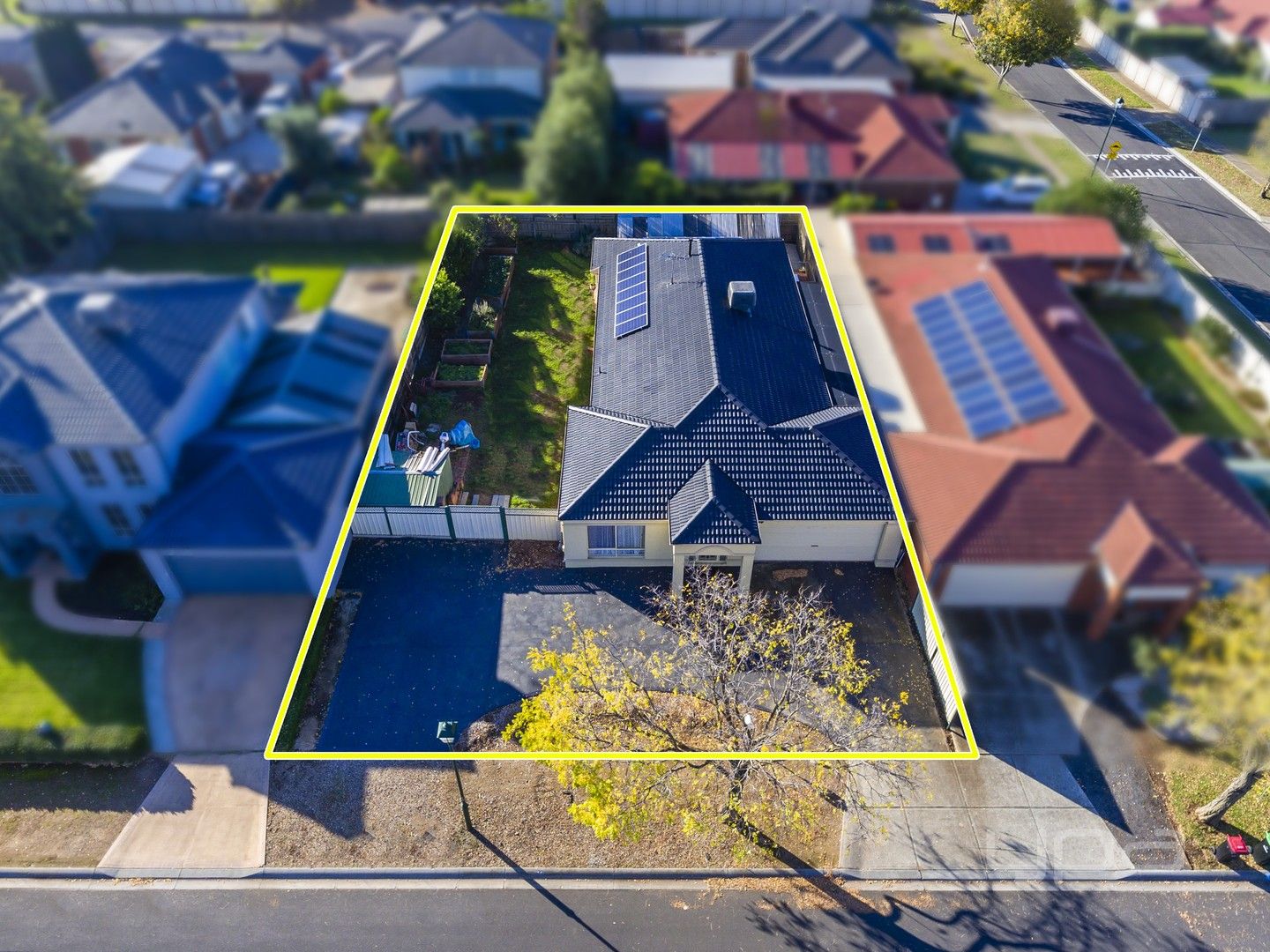 14 Dunrossil Court, Brookfield VIC 3338, Image 1