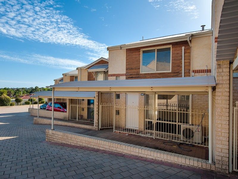 3 bedrooms House in 4/5 Primula Close MURDOCH WA, 6150