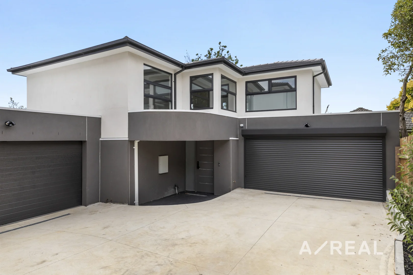 Additional image 16 of 2/30 Wadham Parade, Mount Waverley VIC 3149