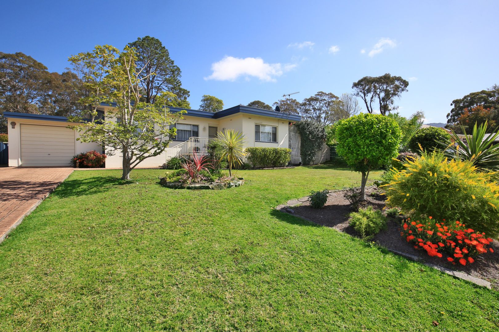 5 Goorama Drive, Cambewarra Village Property History & Address