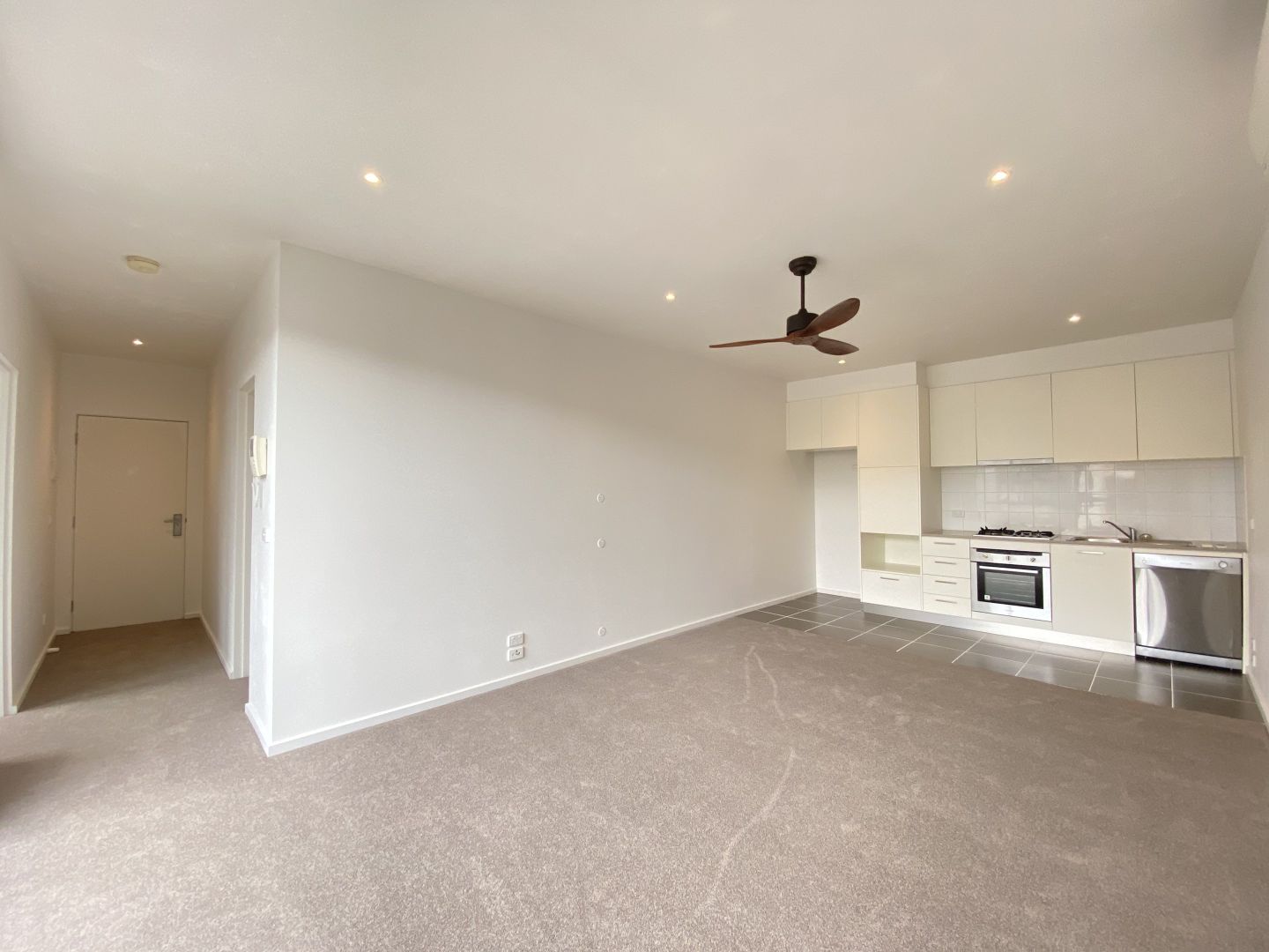 4/1 Barries Place, Clifton Hill VIC 3068 Apartment For Rent Domain