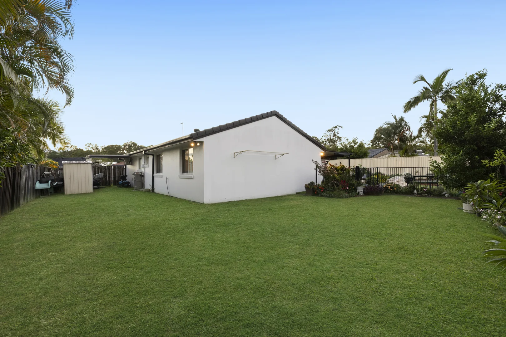 Additional image 16 of 23 Enderbury Crescent, Pacific Pines QLD 4211