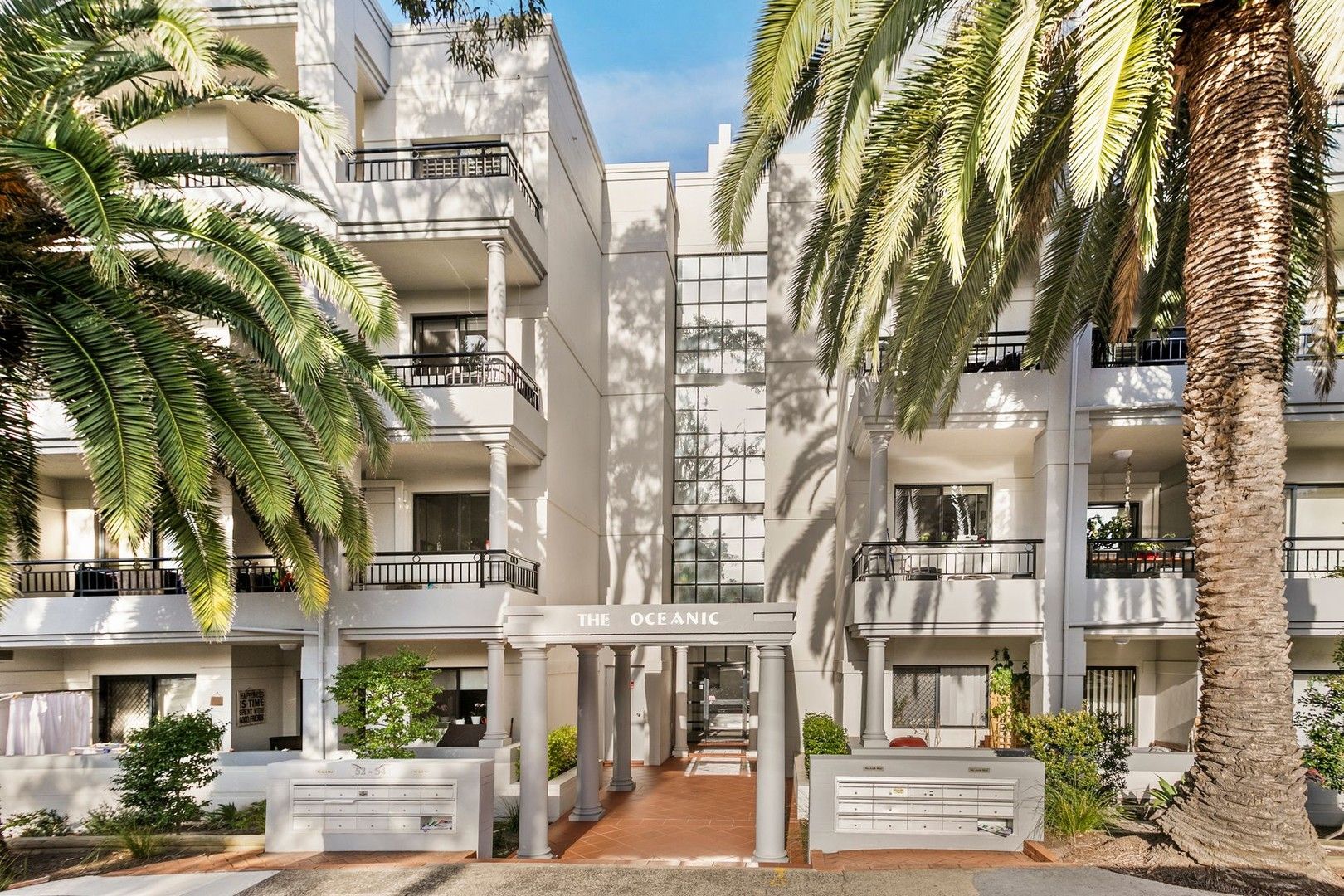 2 bedrooms Apartment / Unit / Flat in 2/52 Kingsway CRONULLA NSW, 2230