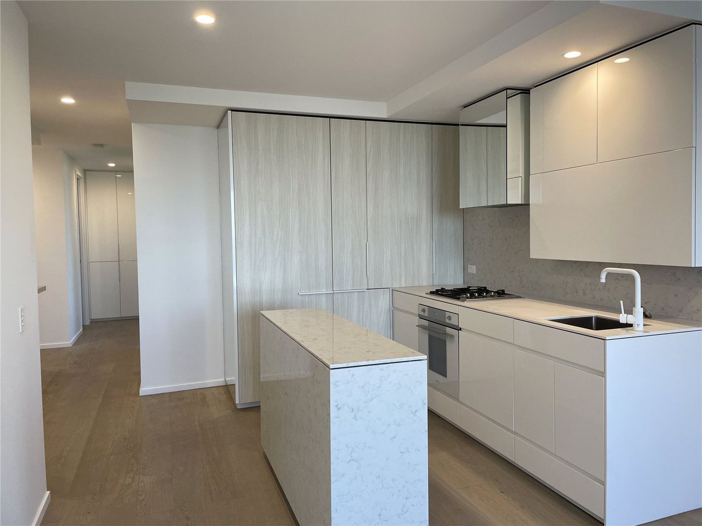 703/1A Finch Street, Malvern East VIC 3145 Apartment For Rent 670