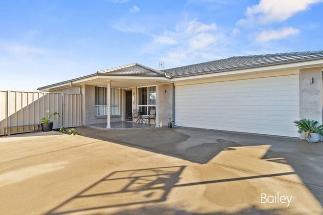 Picture of 2/10 McGrogan Avenue, SINGLETON NSW 2330