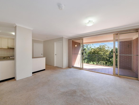 18/1-3 Thomas Street, Hornsby NSW 2077