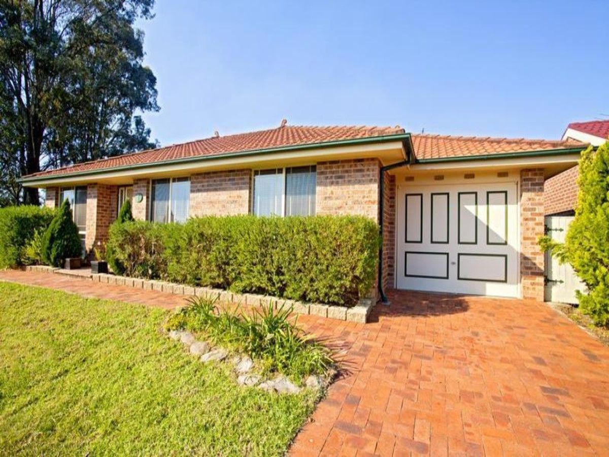 3 bedrooms House in 1 Ferntree Close GLENMORE PARK NSW, 2745