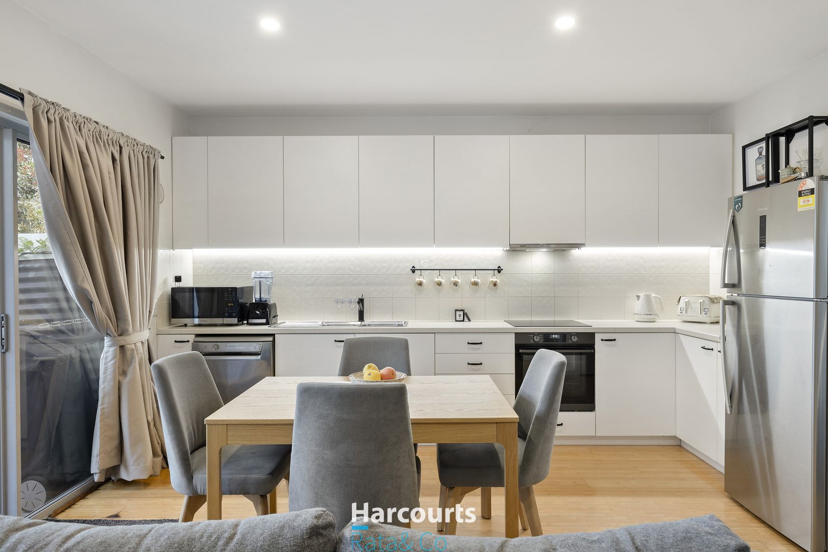 37 Waxflower Crescent, Bundoora VIC 3083, Image 2