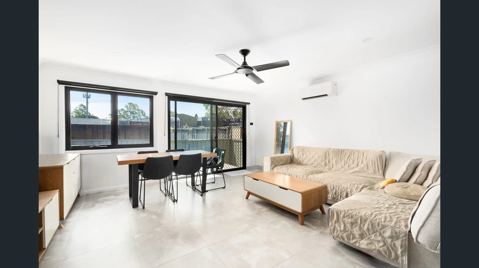 Primary image of 4a Low Street, Smithfield NSW 2164