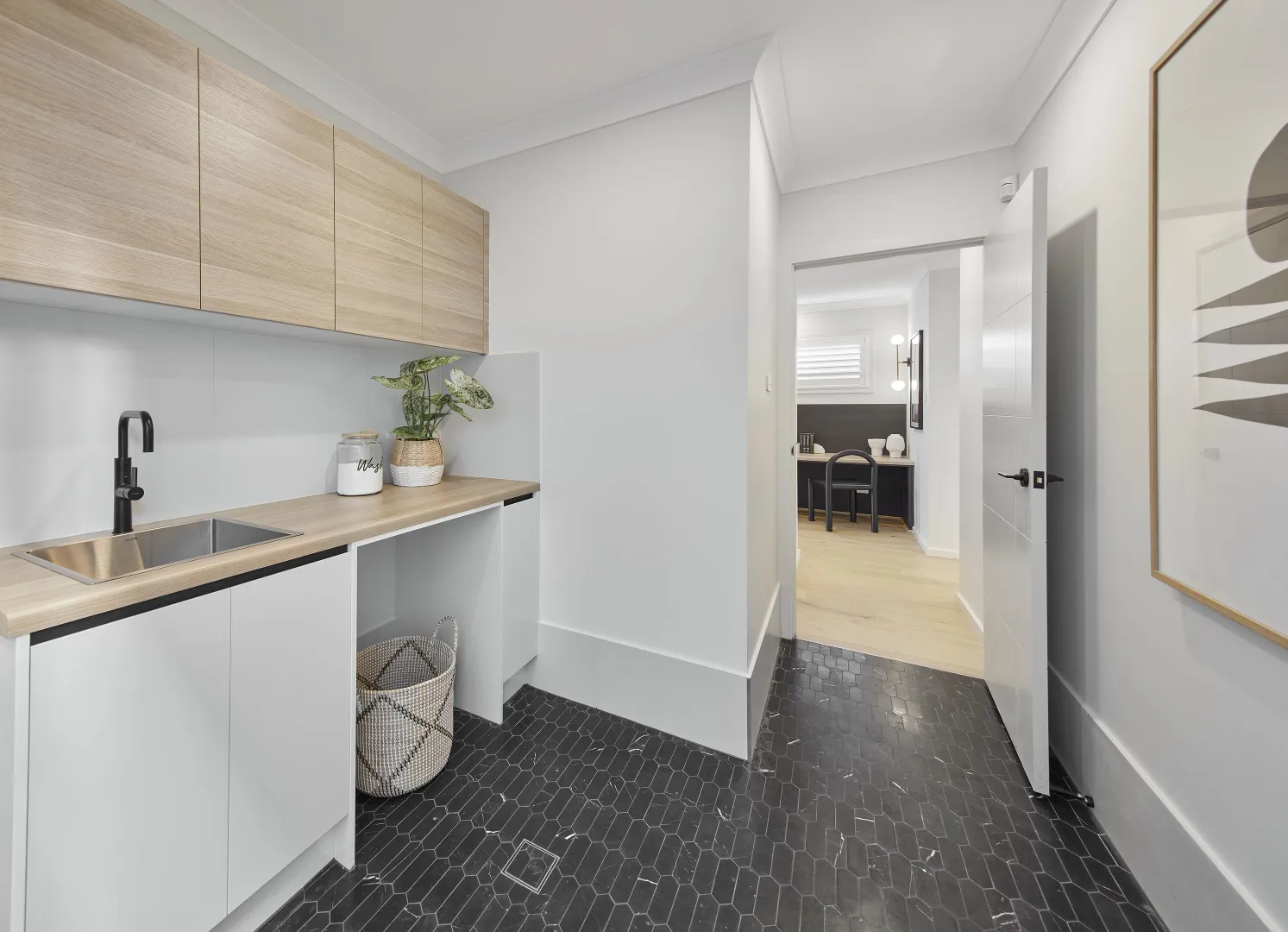 Apartment in Dora Creek - View 4