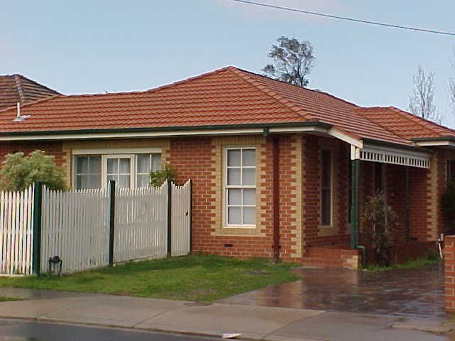 1 316 Mckinnon Road Mckinnon Vic 3204 Apartment For Rent 495 00 Domain
