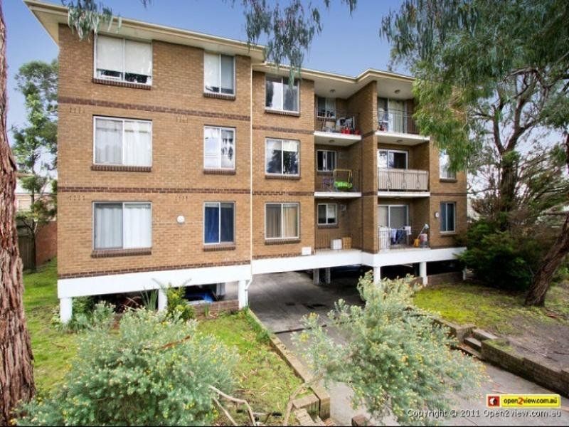 2 bedrooms Apartment / Unit / Flat in 15/6 Kent Road BOX HILL VIC, 3128
