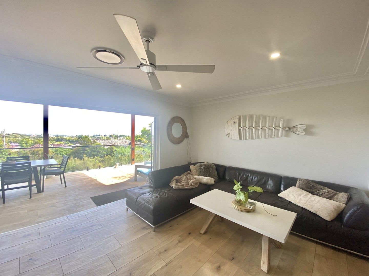 4 bedrooms House in 6 Pembroke Close PORT MACQUARIE NSW, 2444