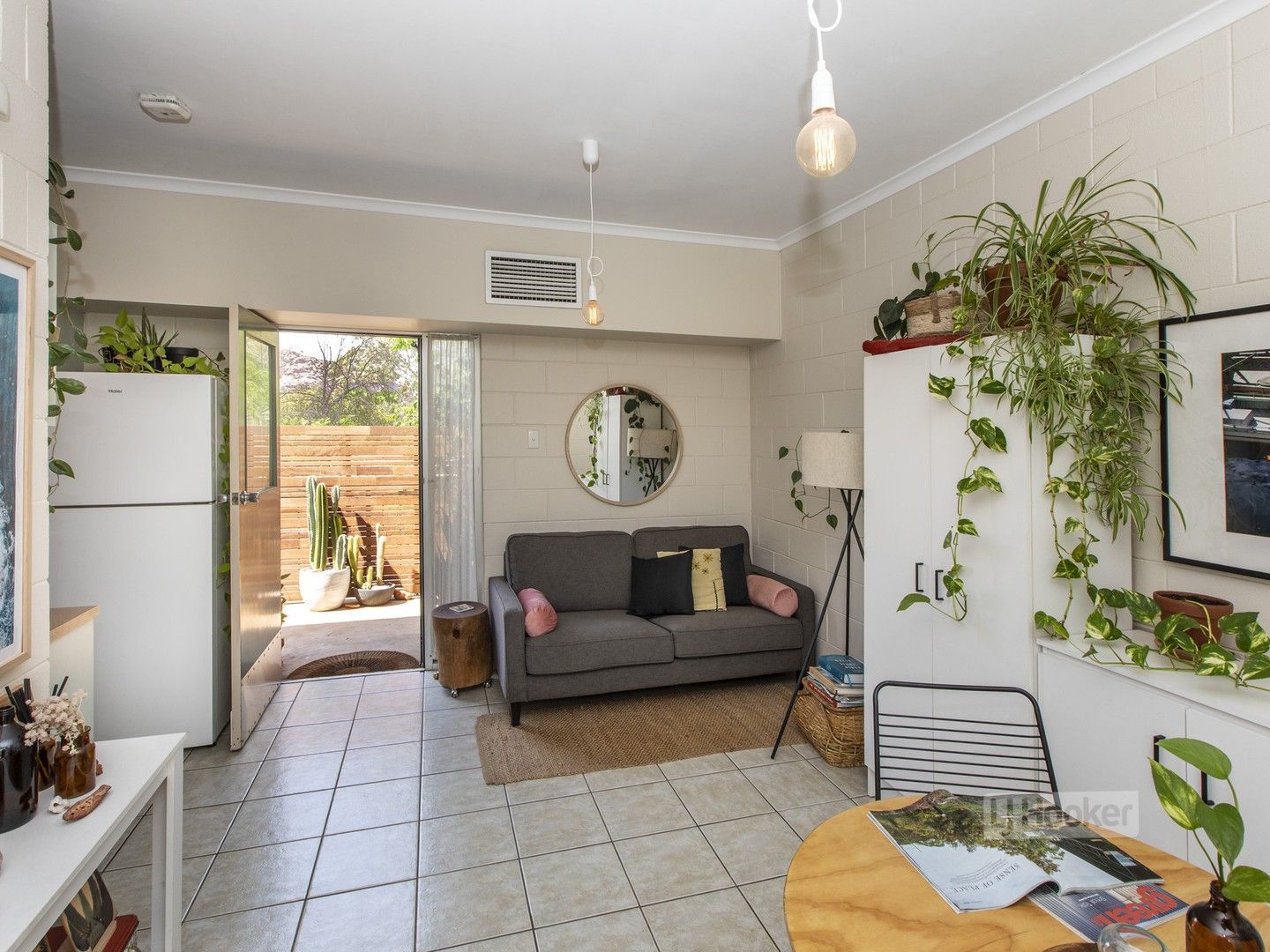 8/2 Tilmouth Court, Gillen NT 0870, Image 0