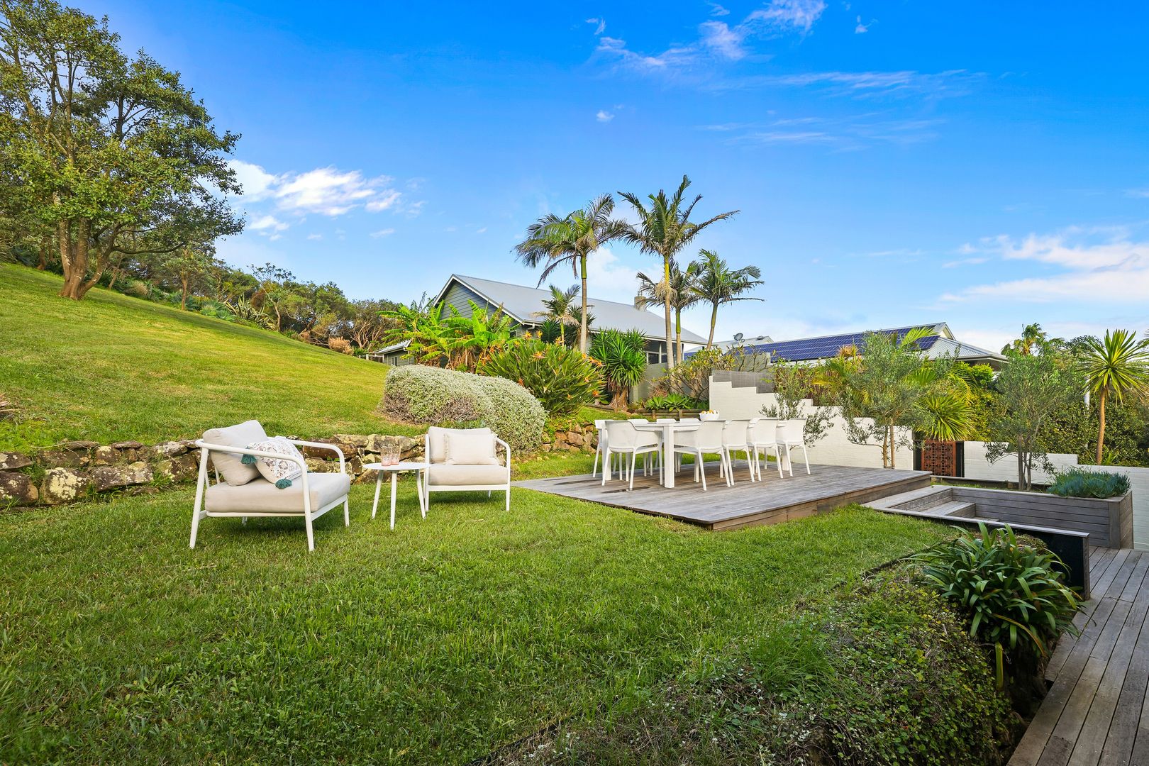 24 Watkins Road, Avalon Beach NSW 2107, Image 2