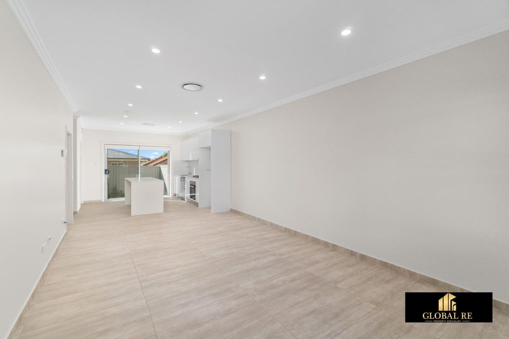 5/13-15 Gibson Avenue, Casula NSW 2170, Image 2