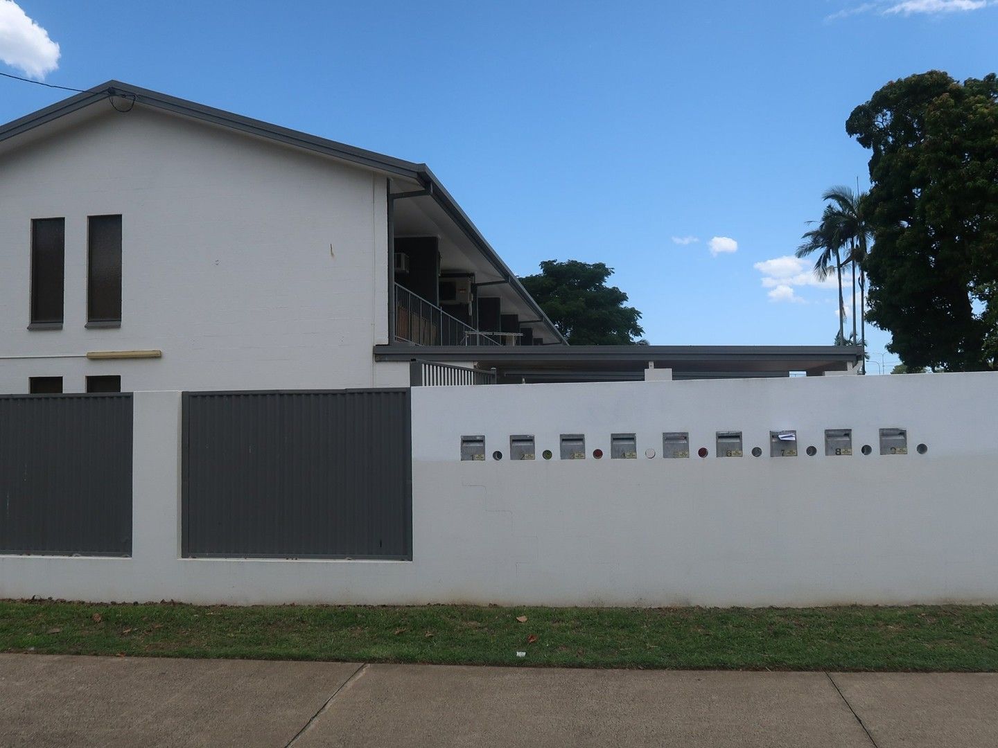 2 bedrooms Apartment / Unit / Flat in 8/7 Rigg Street WOREE QLD, 4868