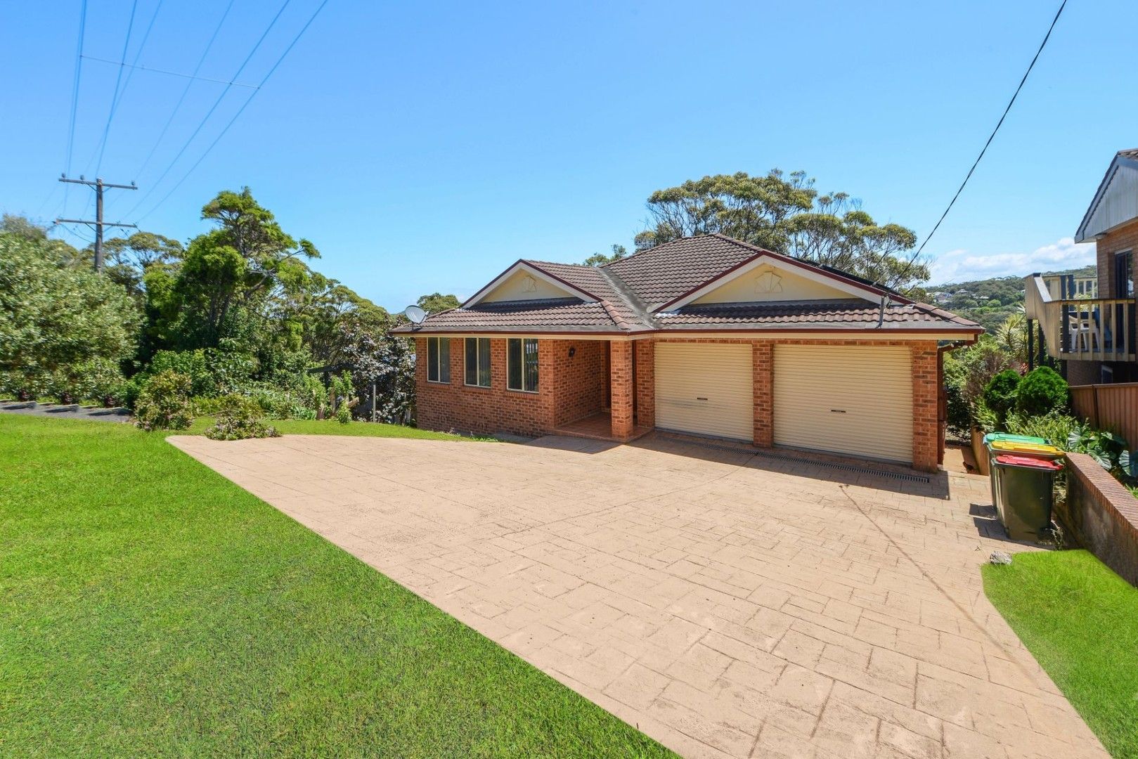 5 bedrooms House in 96 Vista Ave North COPACABANA NSW, 2251