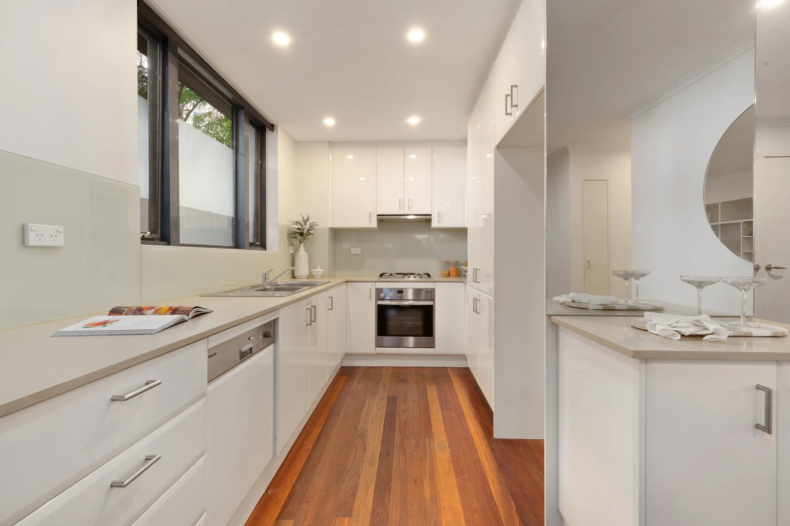 Additional image 3 of 1/5 Darley Street East, Mona Vale NSW 2103