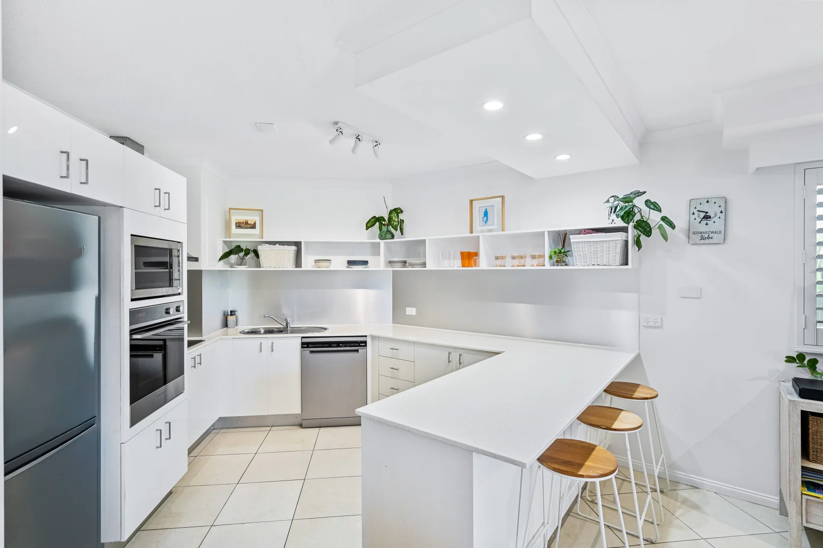 Additional image 3 of 4/181 Esplanade, Cairns North QLD 4870