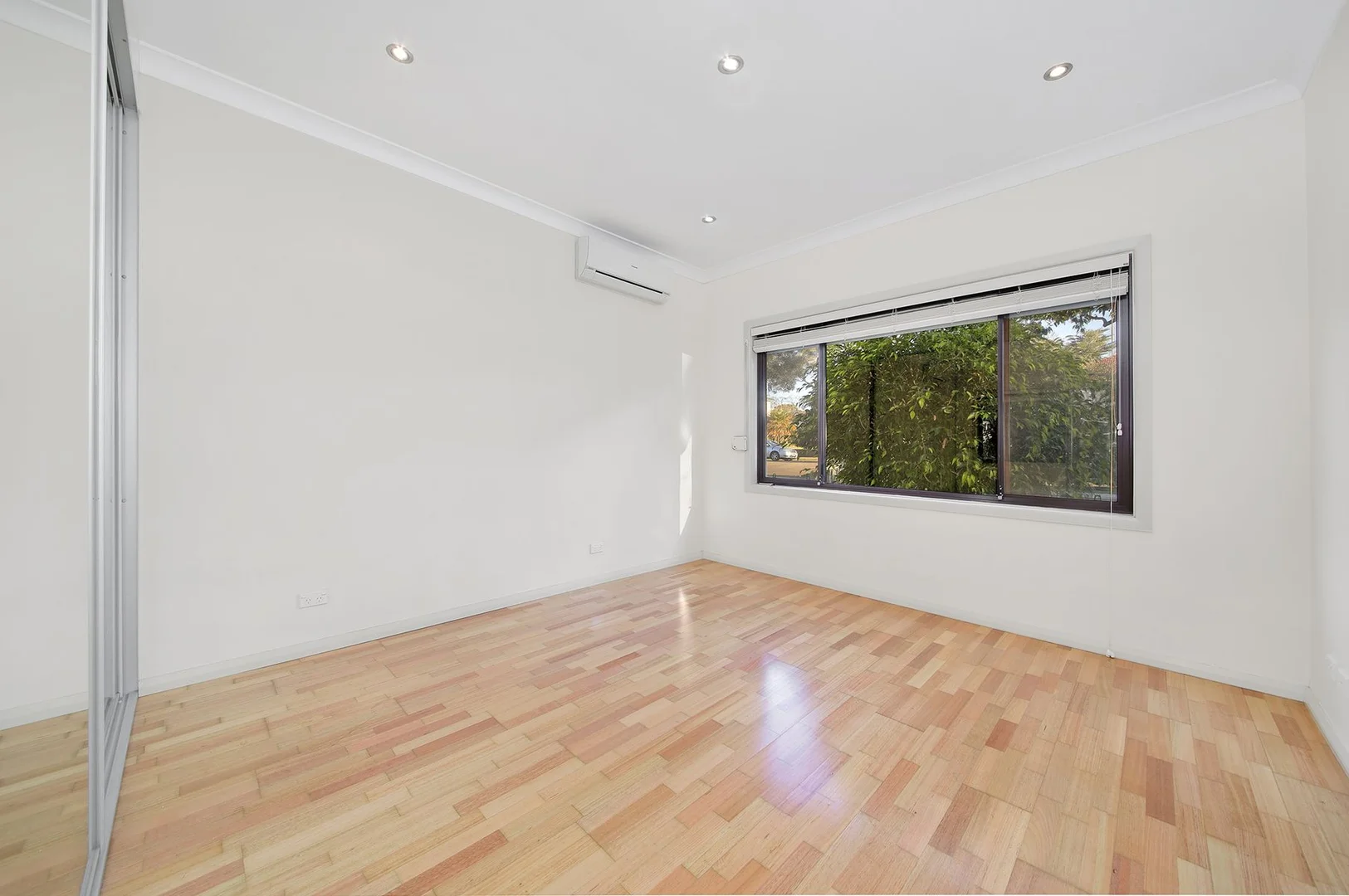 Additional image 5 of 77 Mercury St, Narwee NSW 2209